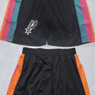 Men's San Antonio Spurs Black Shorts (Run Small)